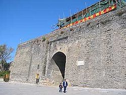 250px-greatwall-shanhaiguan-2003-10-s