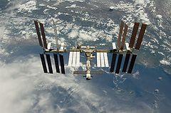 240px-sts-127_iss_01