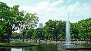 300px-fountain_yoyogipark