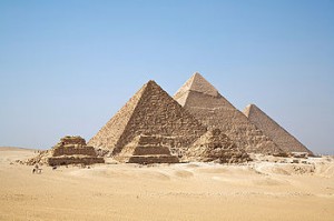 350px-all_gizah_pyramids